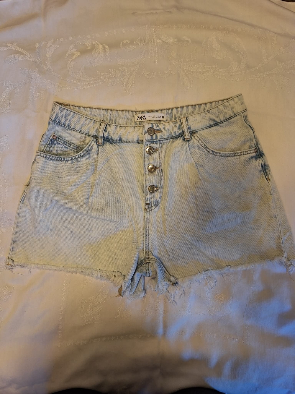 ZARA Light Blue Acid Wash High-Rise Button-Front Denim Shorts